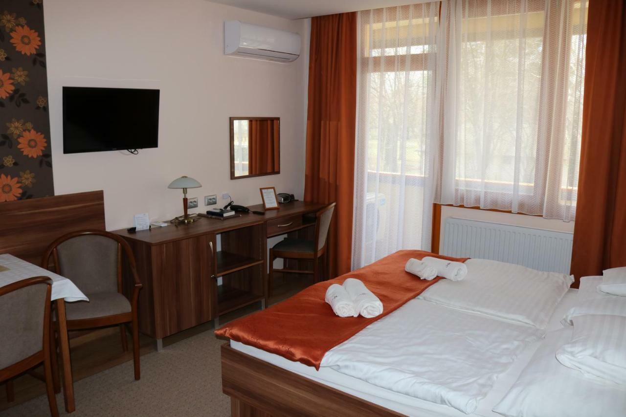 Apartman Hotel Bük Extérieur photo