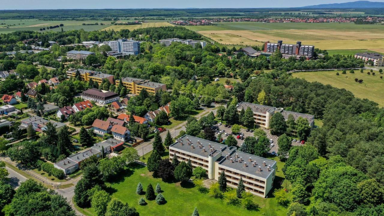 Apartman Hotel Bük Extérieur photo